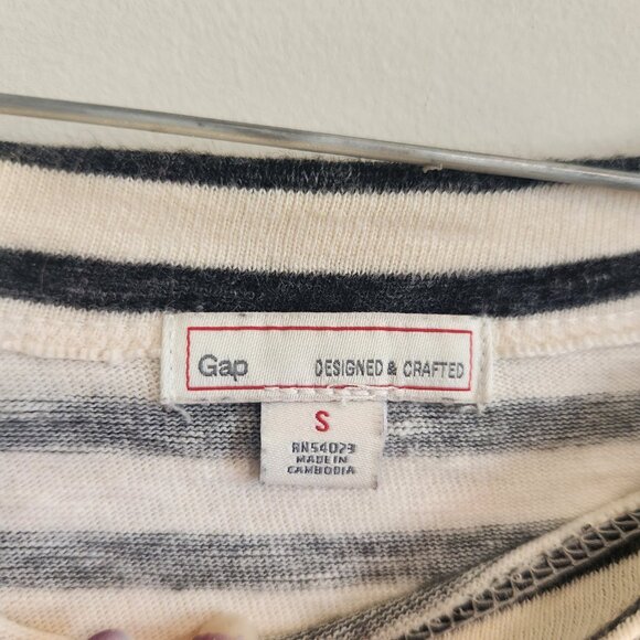 GAP Black and White Striped Blouse - Picture 6 of 7